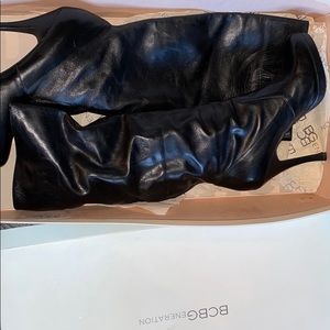 Knew high leather boots calf’s